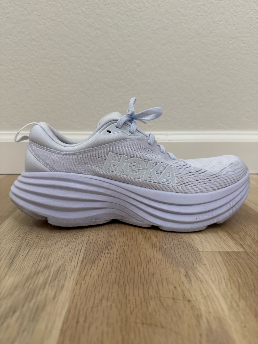 HOKA - Women's Bondi 8 Running Sneakers - white (ish)